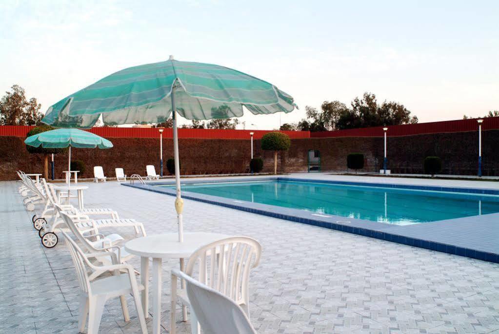 Dammam Hotel Exterior foto